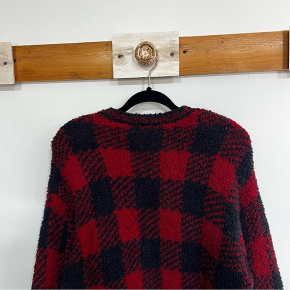Skims Cozy Knit Buffalo Plaid Crewneck Pullover - Picture 10 of 13